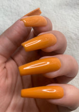 Load image into Gallery viewer, Butterscotch