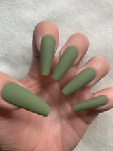 Load image into Gallery viewer, Olive