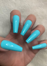 Load image into Gallery viewer, Aquamarie