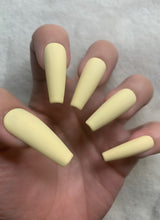 Load image into Gallery viewer, Chickie