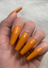 Load image into Gallery viewer, Butterscotch