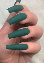 Load image into Gallery viewer, Moss